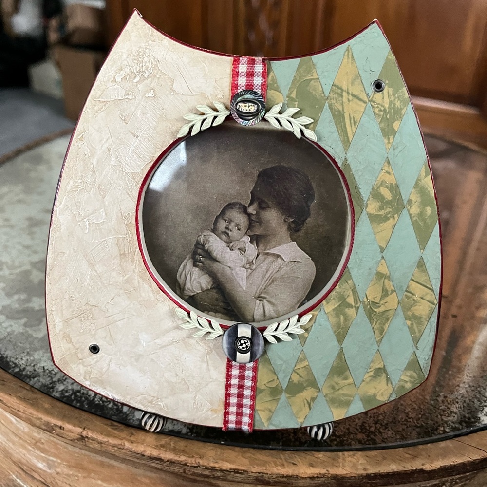 JILL SCHWARTZ PICTURE FRAME. Vintage Boho chic feeling. A collectors item.